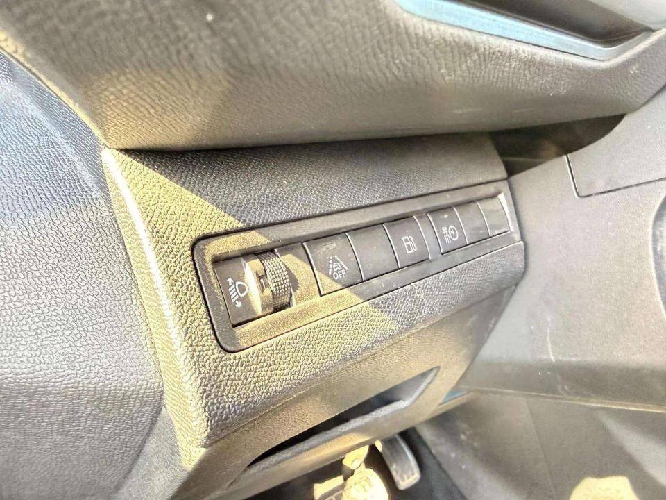 peugeot-3008-2022-hibrido-1598cc