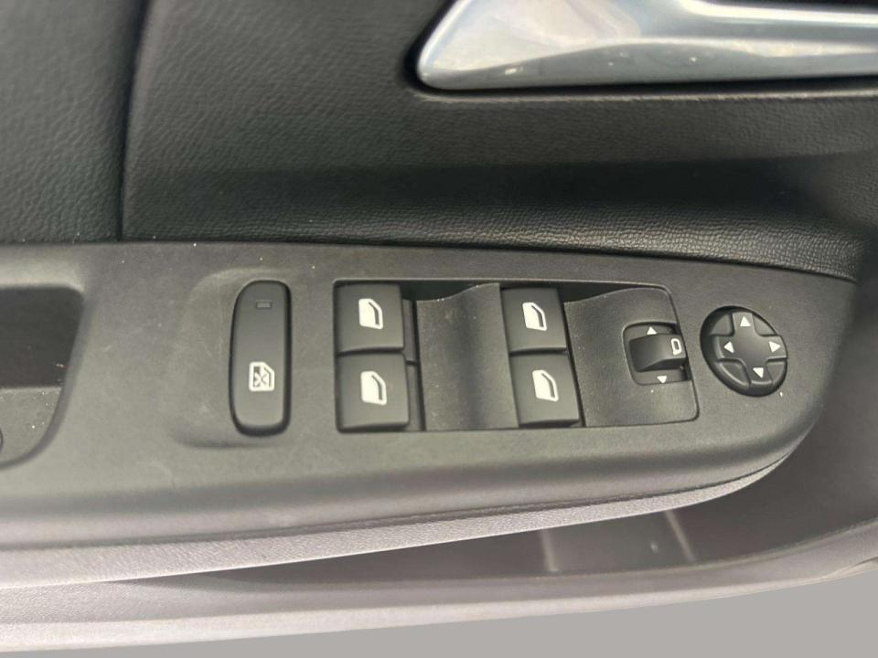 opel-corsa-2026-gasolina-1199cc