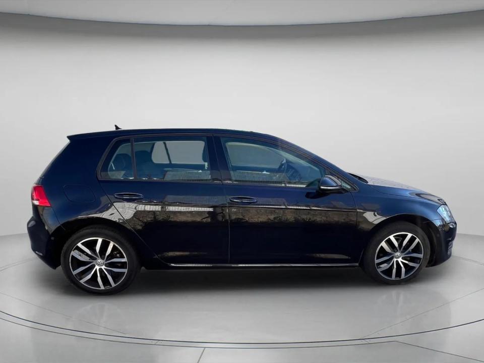 volkswagen-golf-2015-diesel-1968cc