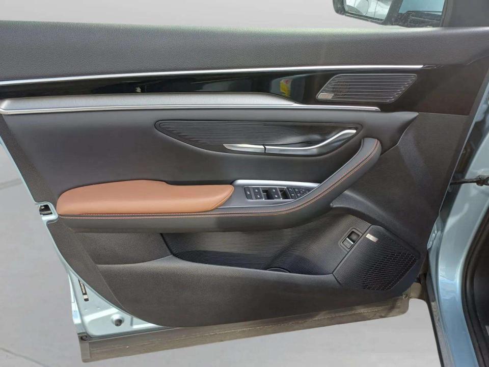 byd-seal-u-2025-hibrido-1498cc