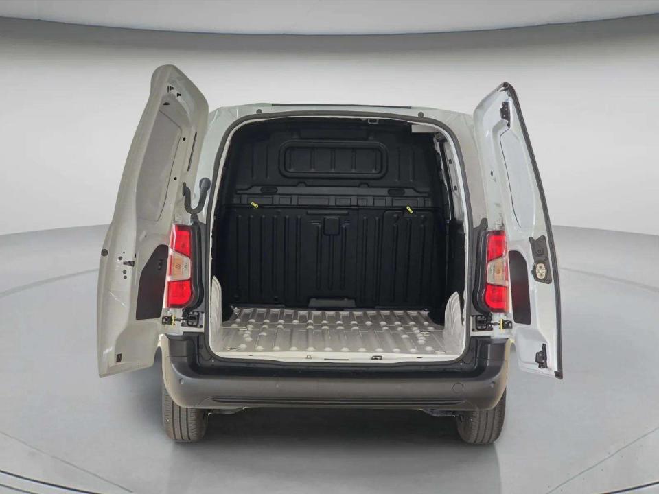 opel-combo-2026-diesel-1499cc