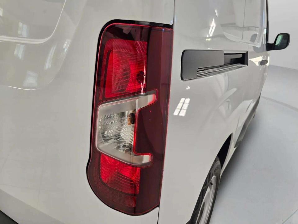 opel-combo-2026-diesel-1499cc