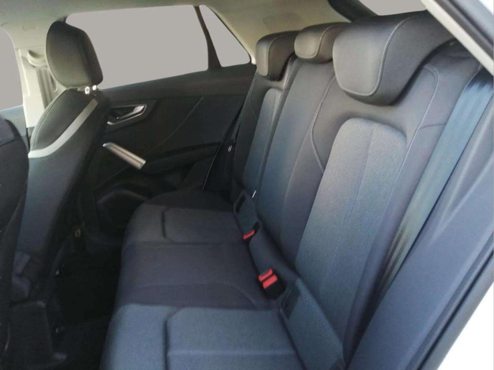 audi-q2-2026-gasolina-999cc