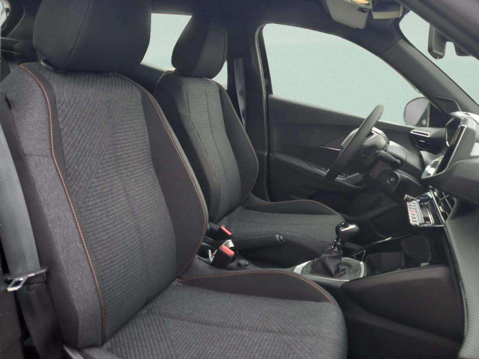 peugeot-2008-2025-gasolina-1199cc