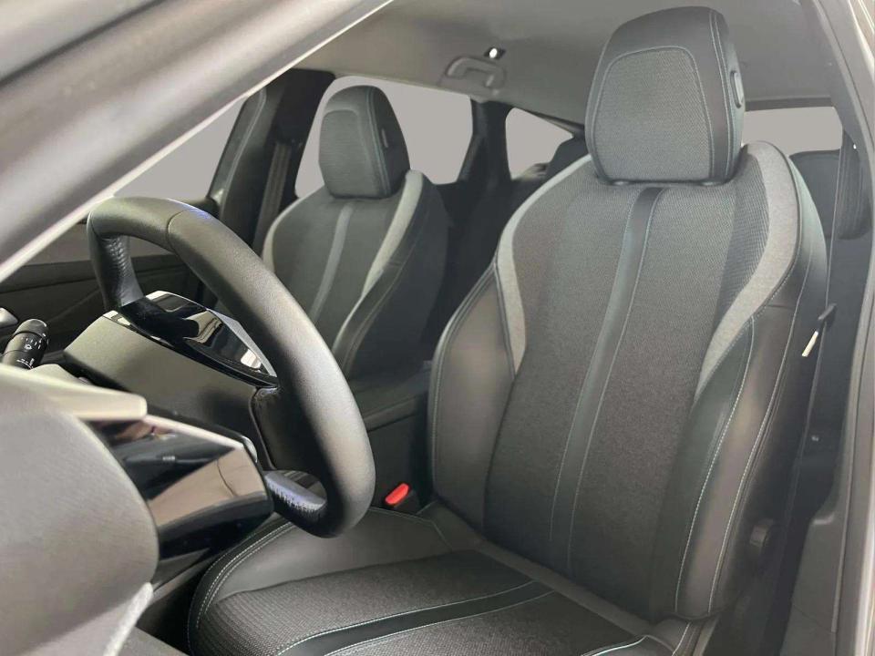 peugeot-308-2024-gasolina-1199cc