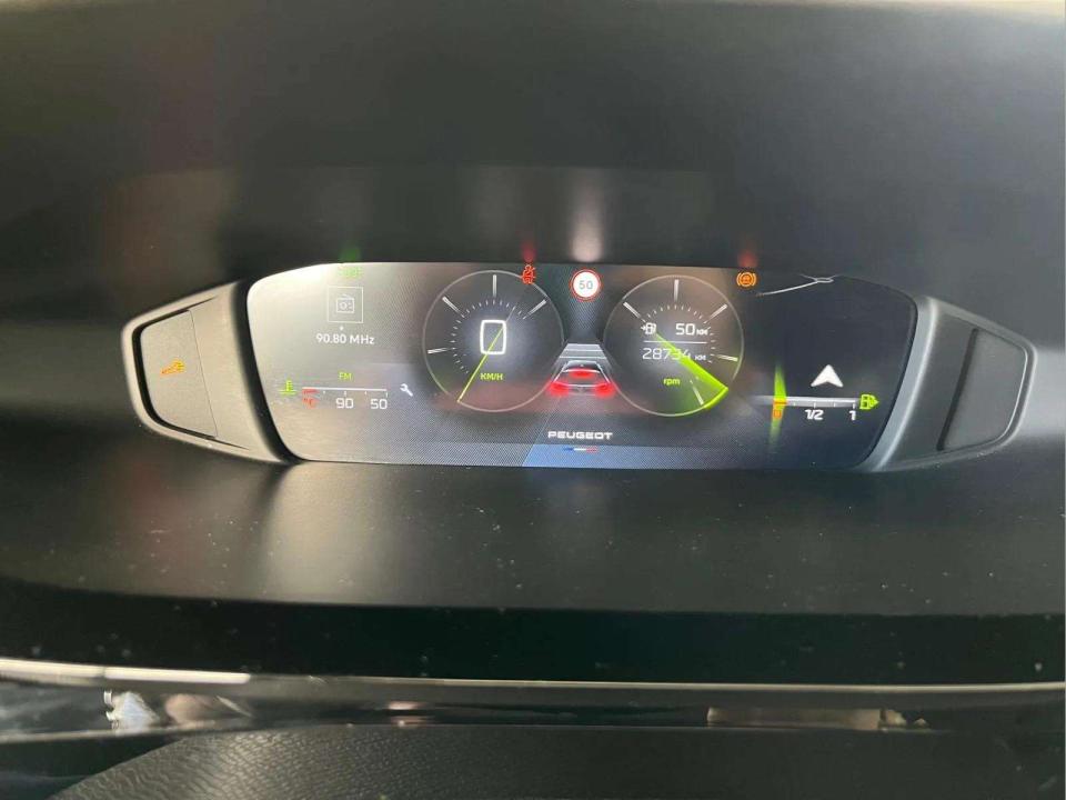 peugeot-308-2024-gasolina-1199cc