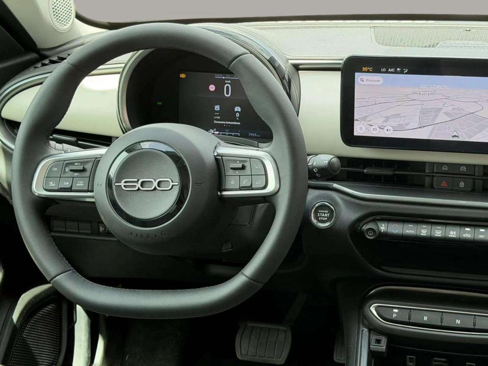 fiat-600-2026-hibrido-1199cc