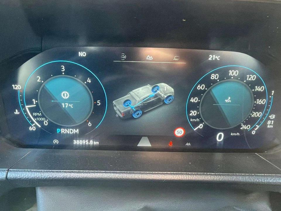 volkswagen-amarok-2025-diesel-2993cc