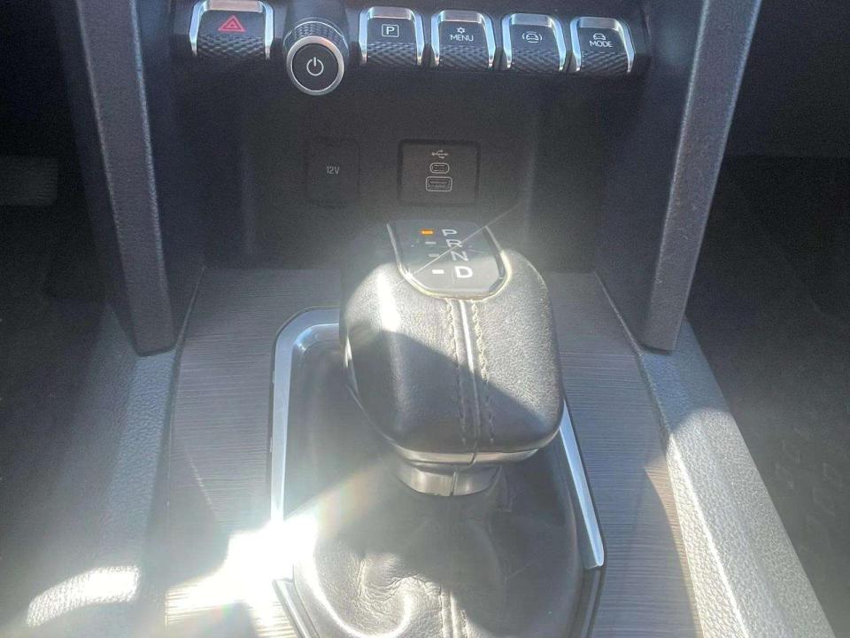 volkswagen-amarok-2025-diesel-2993cc