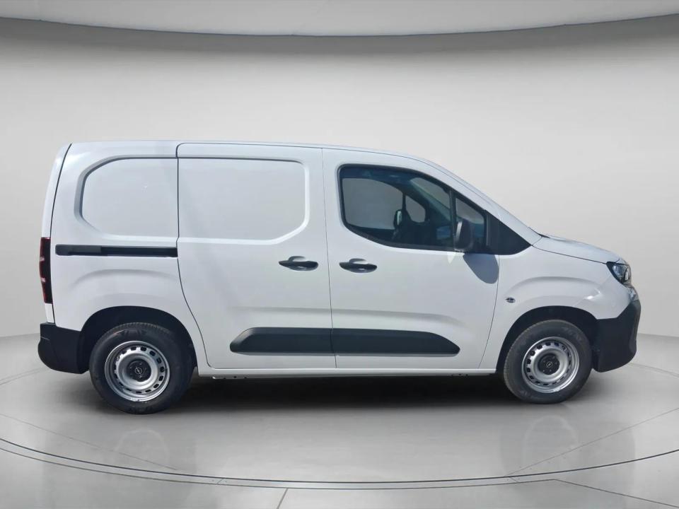 opel-combo-2026-diesel-1499cc