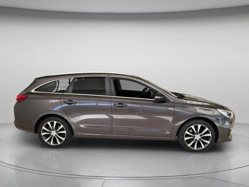 hyundai-i30-2019-gasolina-1598cc