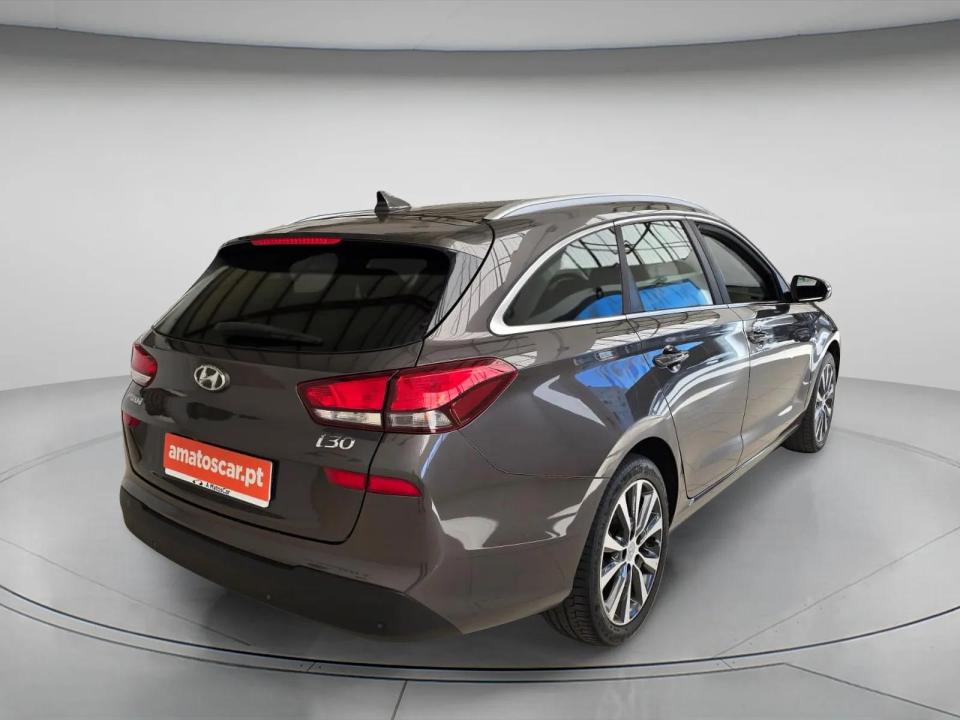 hyundai-i30-2019-gasolina-1598cc
