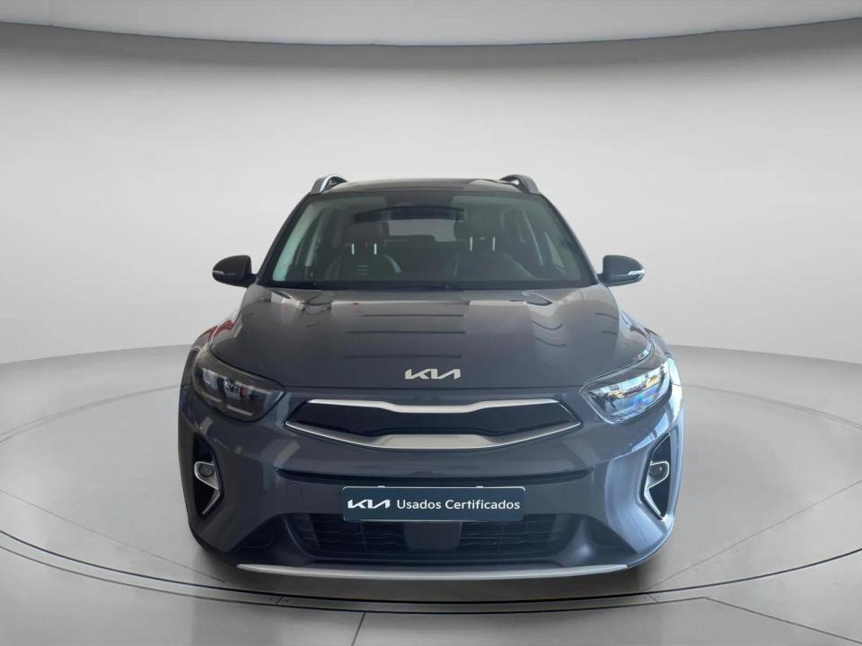 kia-stonic-2023-gasolina-1197cc