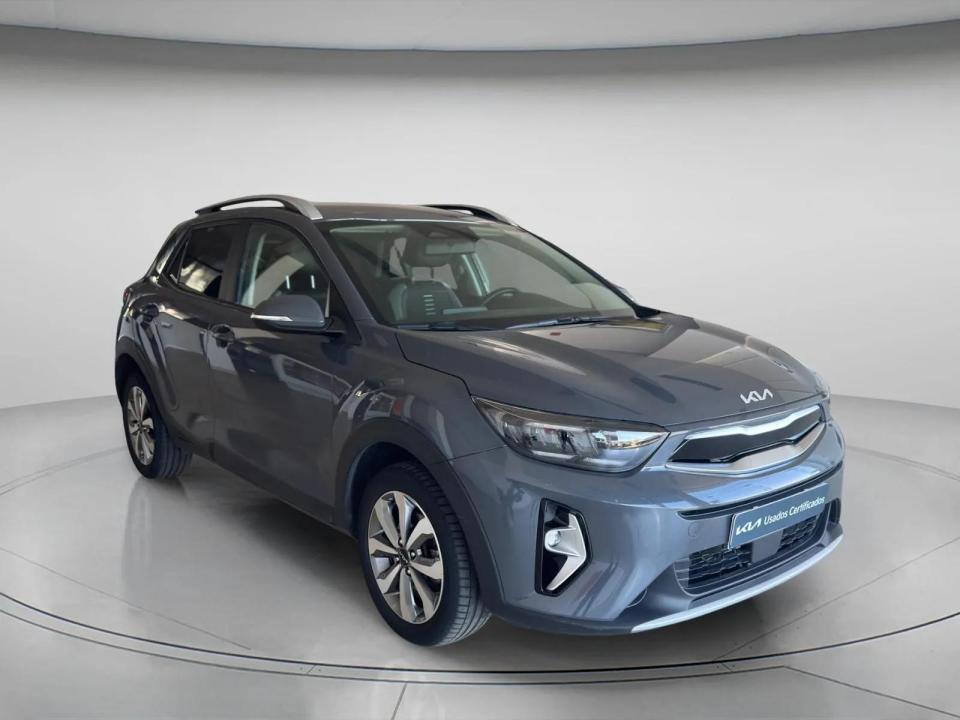 kia-stonic-2023-gasolina-1197cc