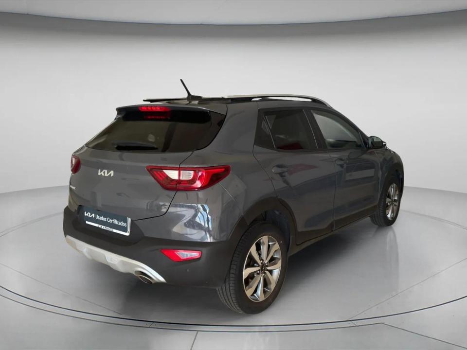 kia-stonic-2023-gasolina-1197cc