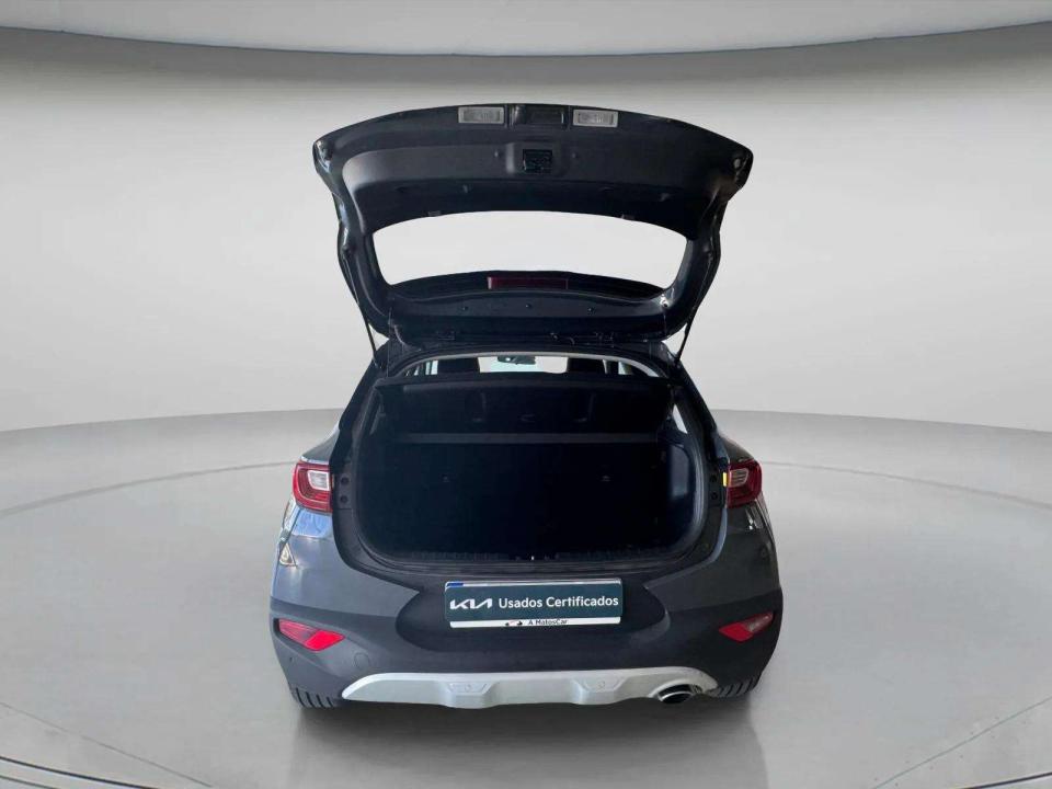 kia-stonic-2023-gasolina-1197cc