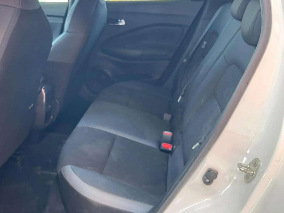 nissan-juke-2024-gasolina-999cc