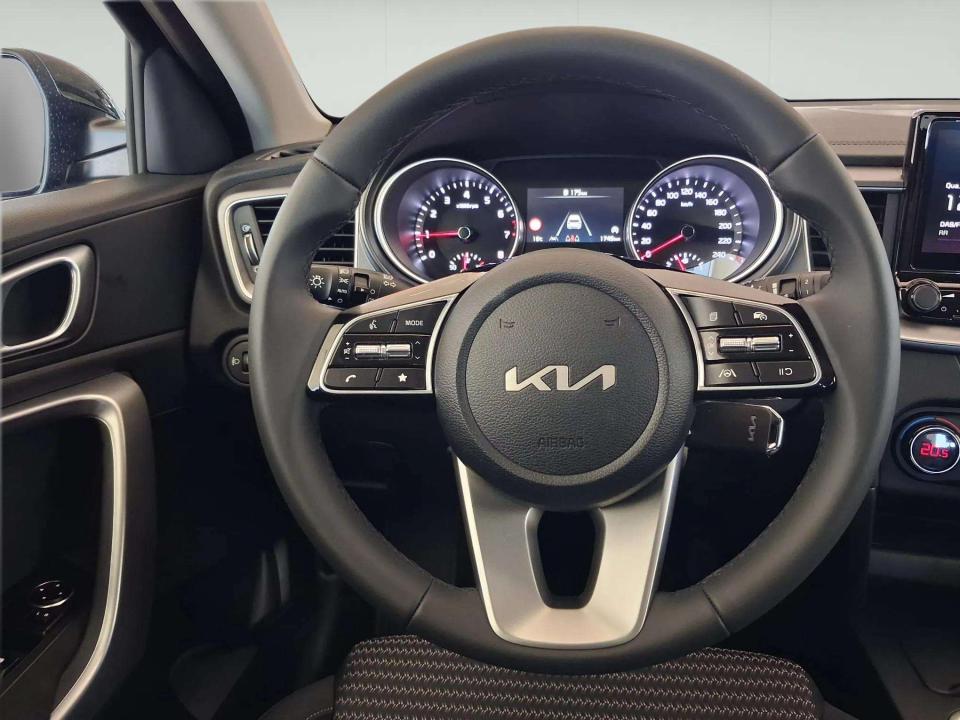 kia-xceed-2026-gasolina-998cc