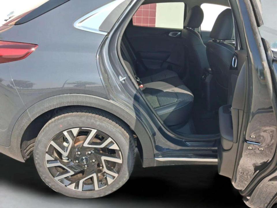 kia-xceed-2026-gasolina-998cc