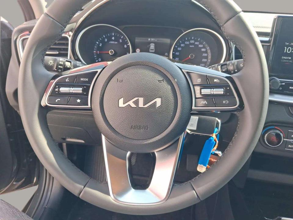 kia-xceed-2026-gasolina-998cc
