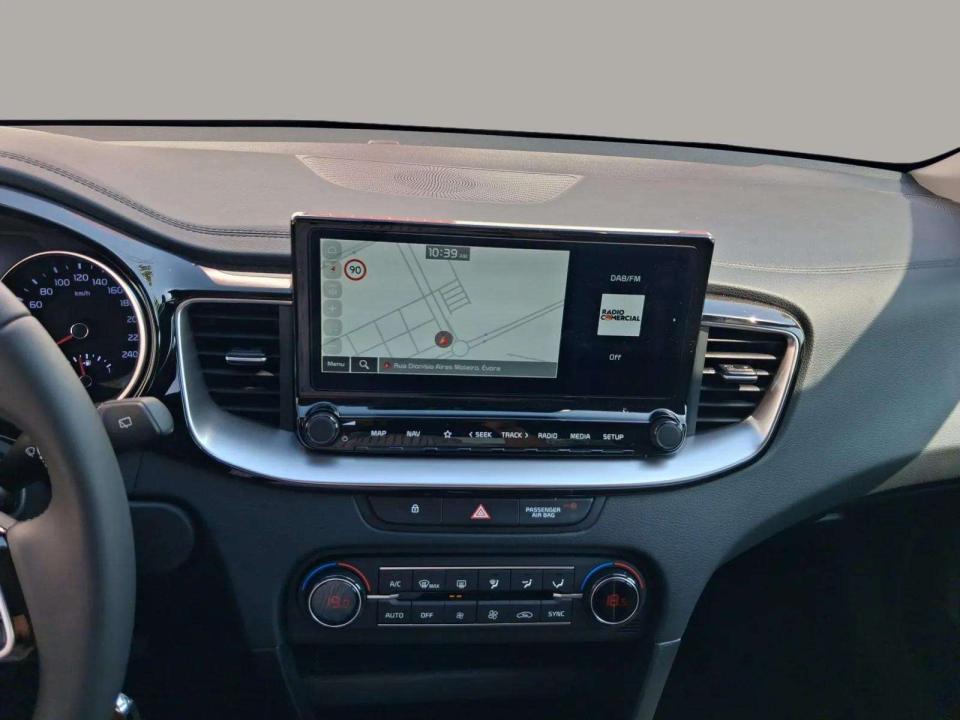 kia-xceed-2026-gasolina-998cc