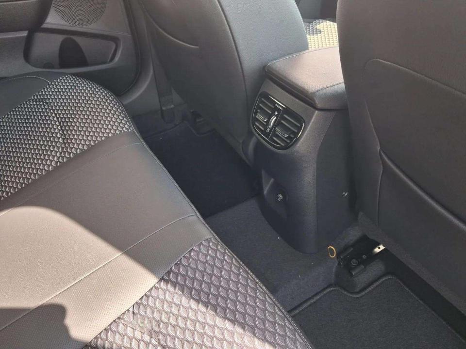 kia-xceed-2026-gasolina-998cc