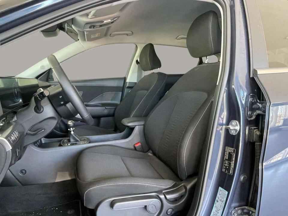 hyundai-kauai-2025-gasolina-998cc