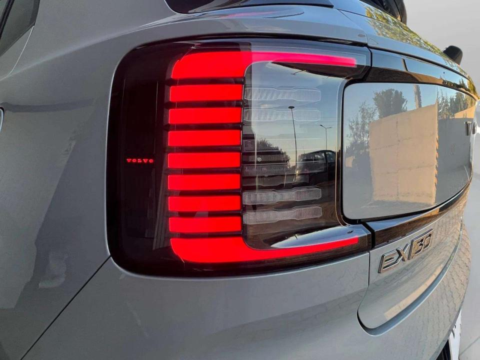volvo-ex30-2025-eletrico-0cc