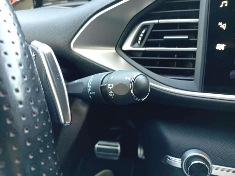peugeot-308-2021-diesel-1499cc