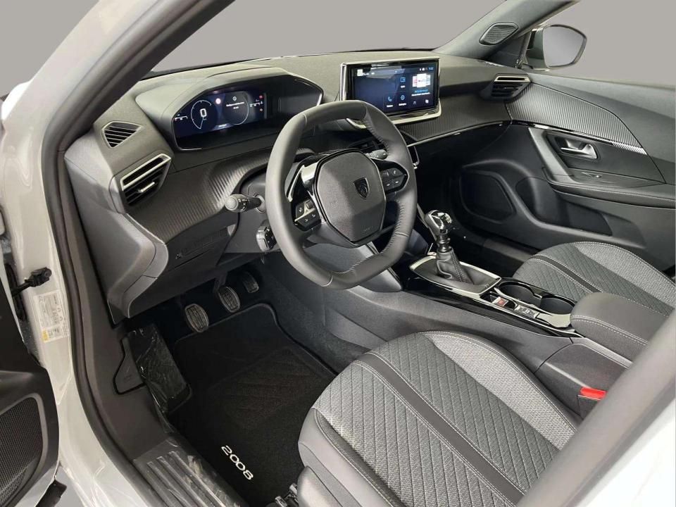 peugeot-2008-2026-gasolina-1199cc