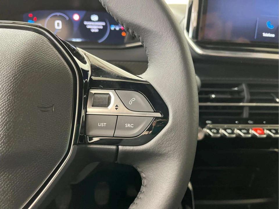 peugeot-2008-2026-gasolina-1199cc