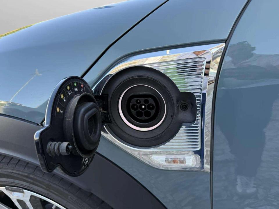 mini-countryman-2023-hibrido-1499cc