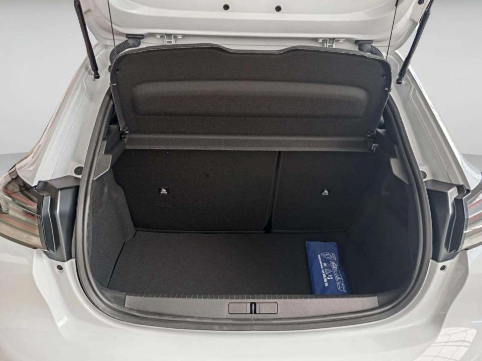 peugeot-208-2026-gasolina-1199cc