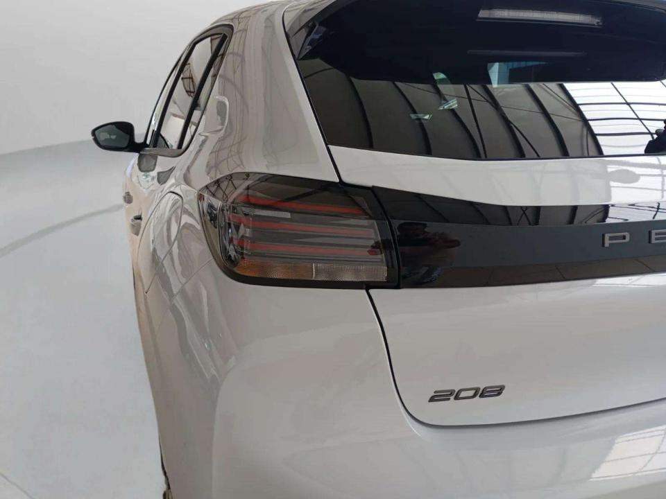 peugeot-208-2026-gasolina-1199cc