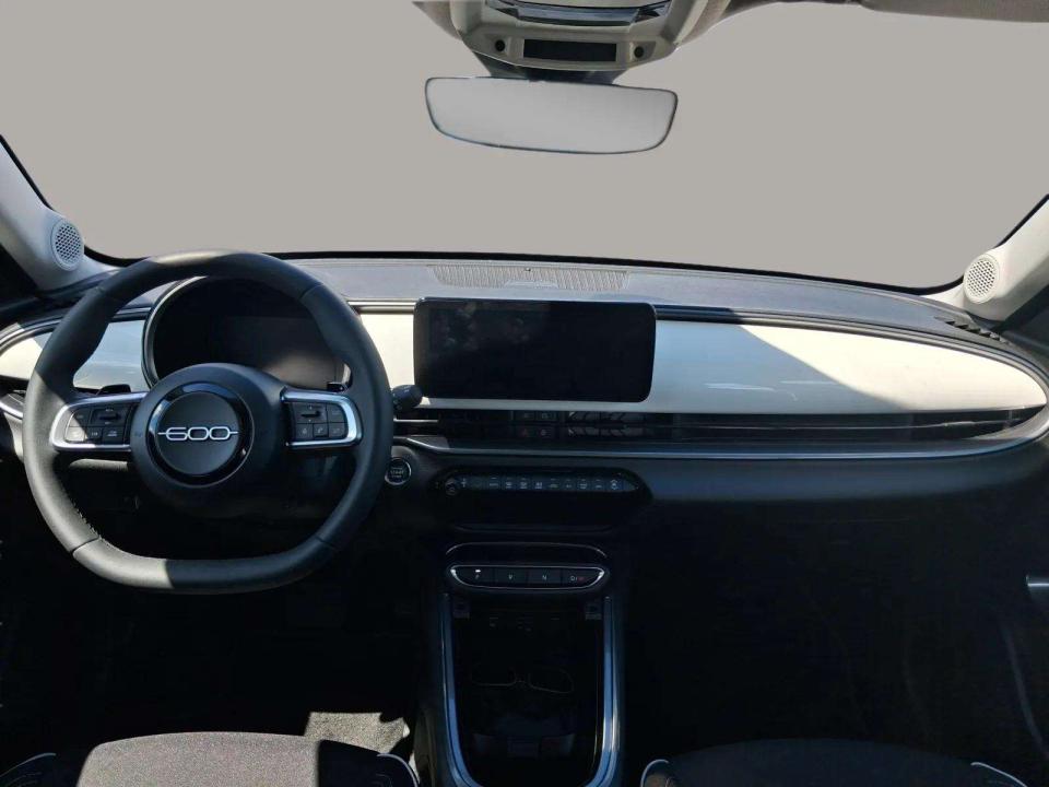 fiat-600-2025-hibrido-1199cc