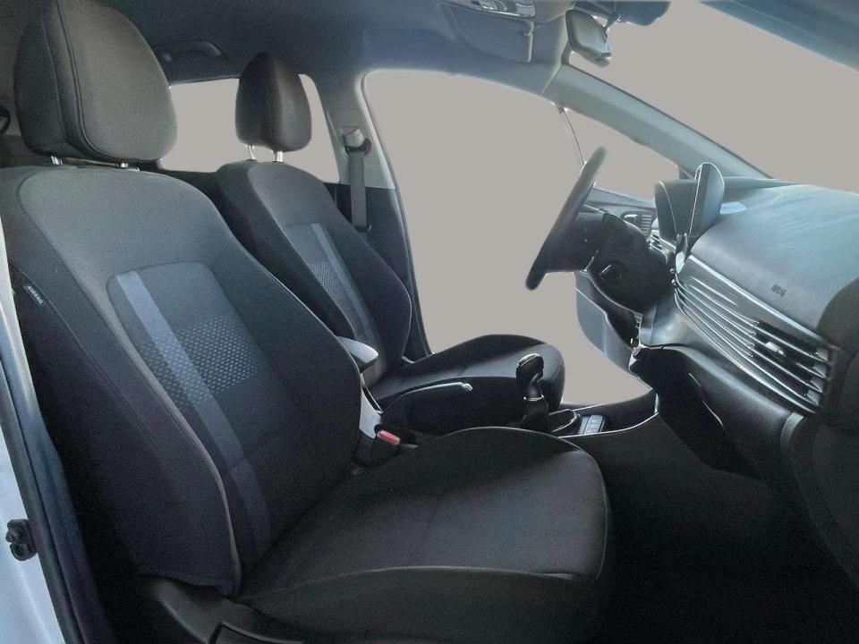 hyundai-i20-2025-gasolina-998cc