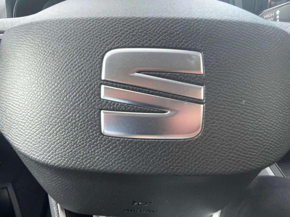 seat-arona-2024-gasolina-999cc
