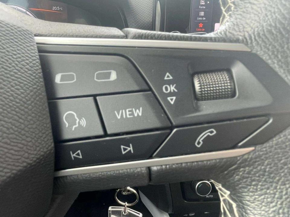 seat-arona-2024-gasolina-999cc