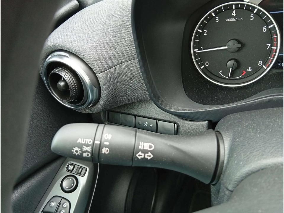 nissan-juke-2025-gasolina-999cc