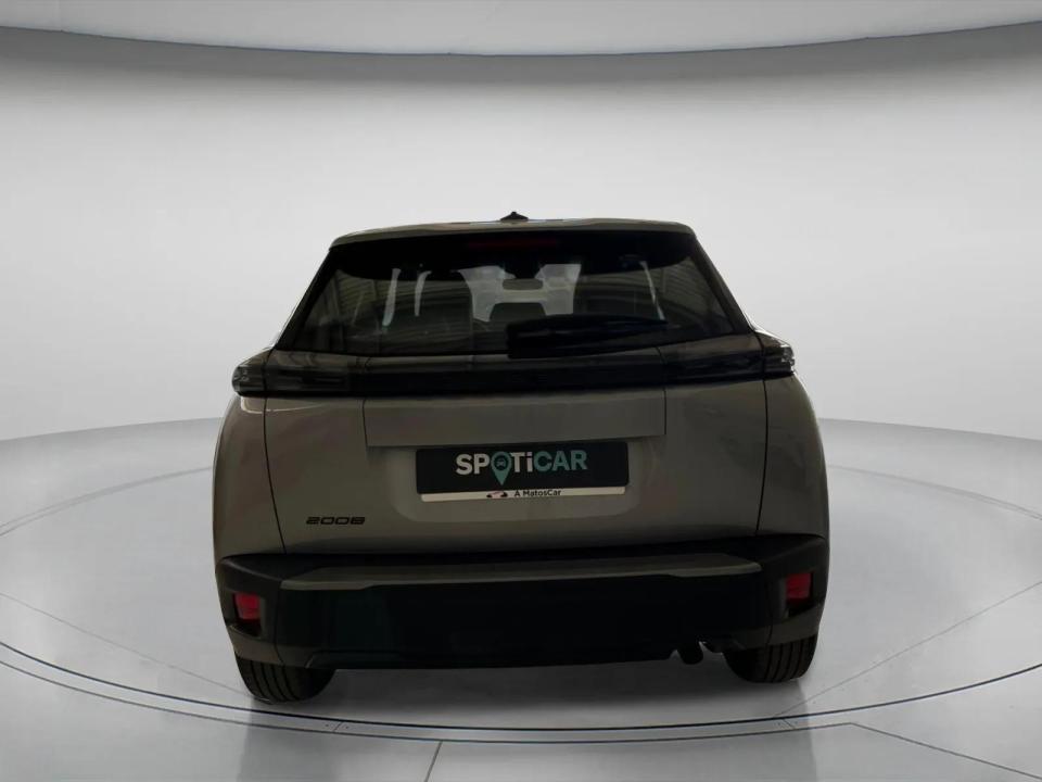 peugeot-2008-2024-gasolina-1199cc