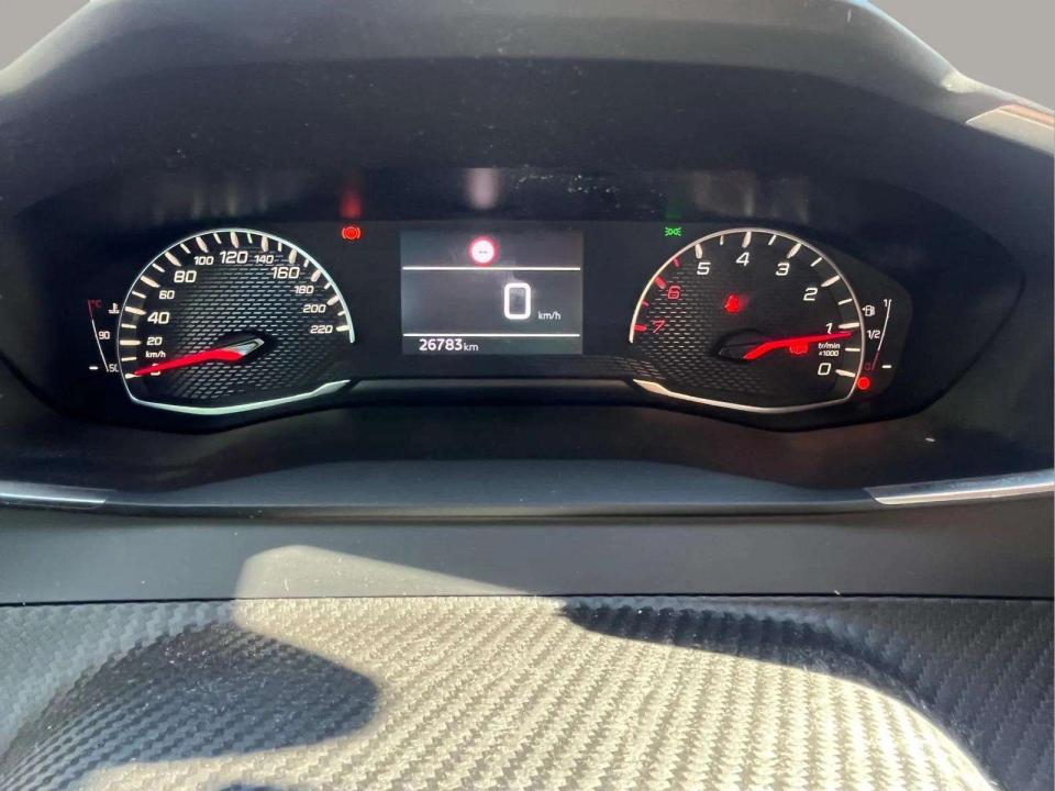 peugeot-2008-2025-gasolina-1199cc