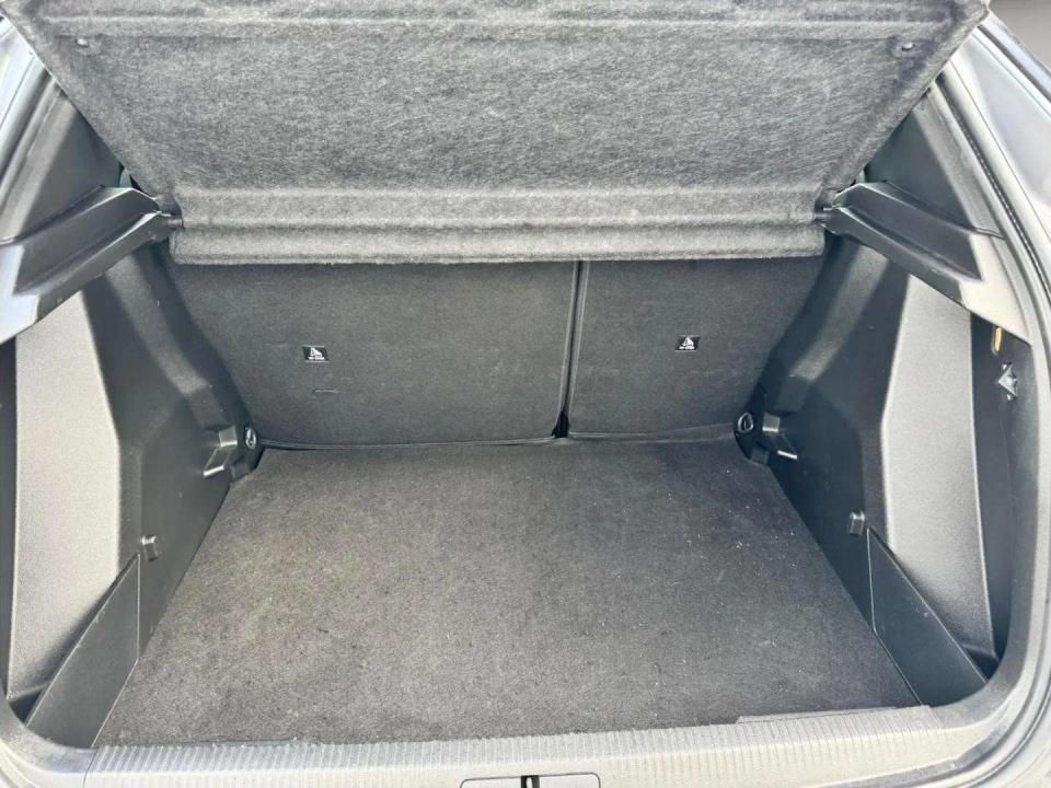 peugeot-2008-2024-gasolina-1199cc