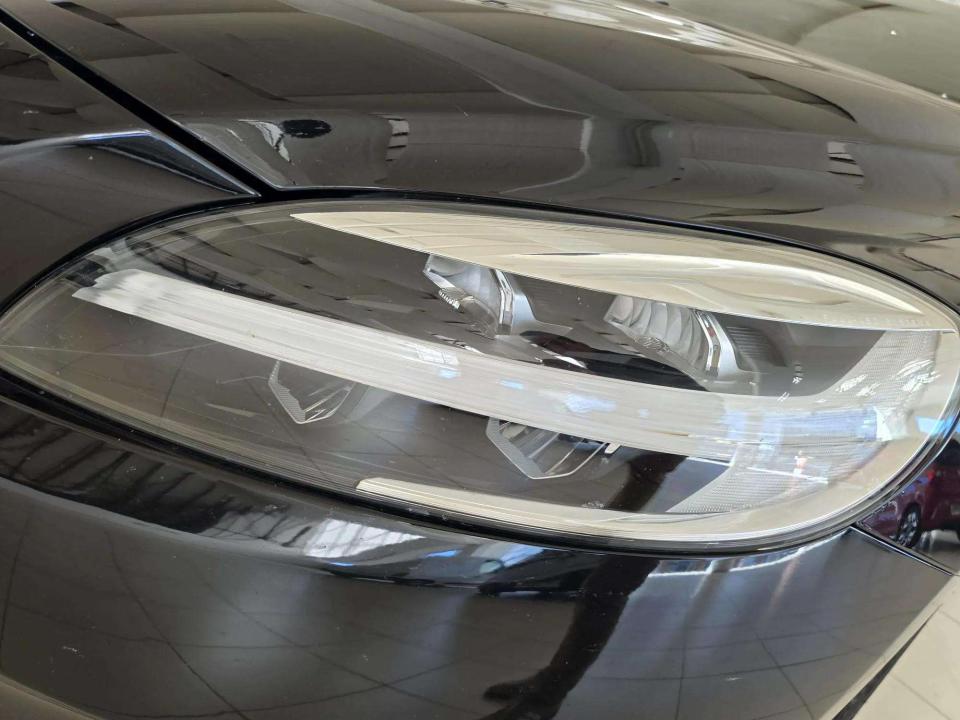 volvo-v40-2019-gasolina-1498cc