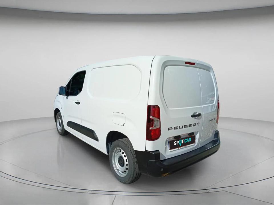 peugeot-partner-2025-diesel-1499cc