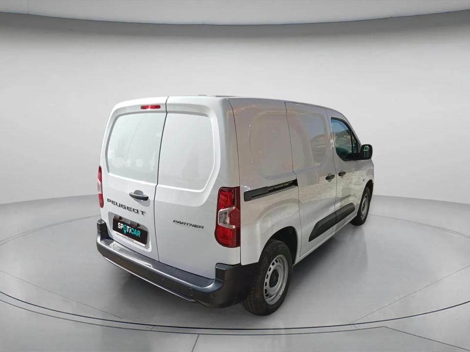 peugeot-partner-2025-diesel-1499cc