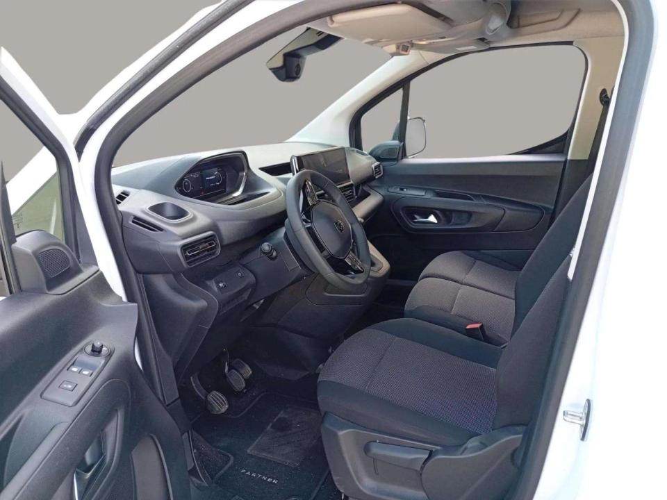 peugeot-partner-2025-diesel-1499cc