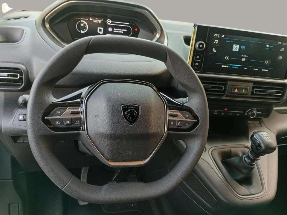 peugeot-partner-2025-diesel-1499cc