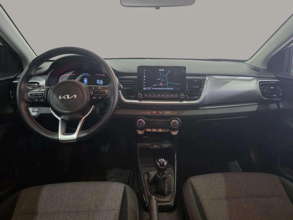 kia-stonic-2025-gasolina-1197cc