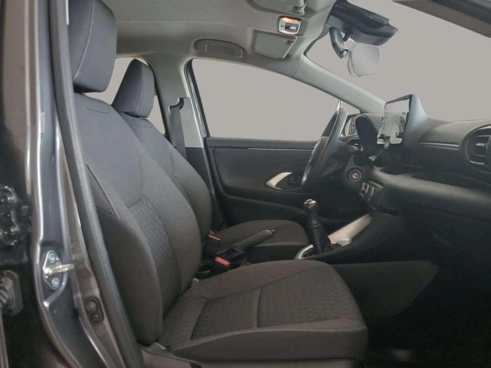 toyota-yaris-2023-gasolina-998cc