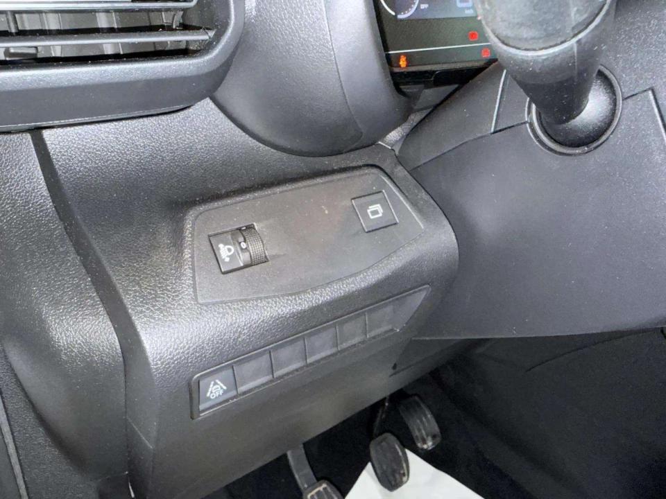 toyota-proace-2025-diesel-1499cc